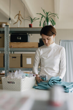 Dressmaker textile tool job