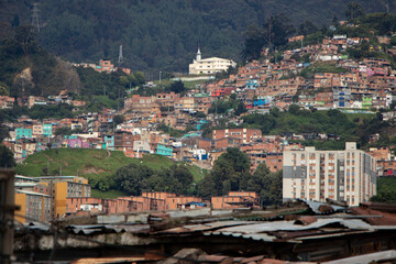 Fototapeta na wymiar City on the hill in Colombia