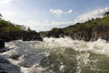 Fototapeta na wymiar Rocks in the river. Waterfall Piraju SP
