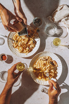 Mushroom pasta for two - Table set