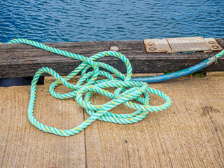 Obraz premium Curly Green Rope
