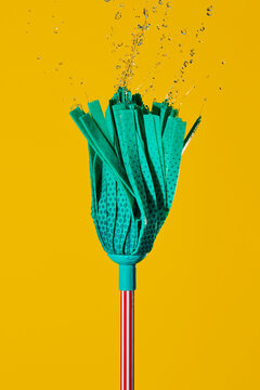 microfiber mop upside down spills water