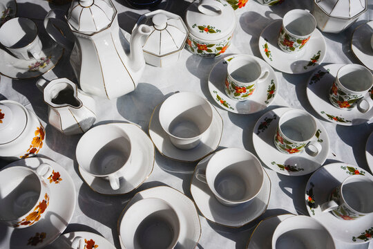 Coffee and tea cups