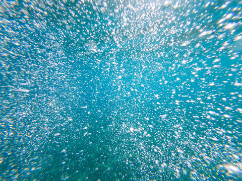 Many Bubbles Under Water