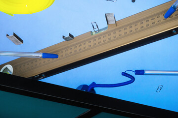 Unorganised office supply on desk