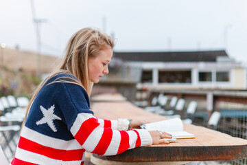 Student Teenager girl on the west coast 
