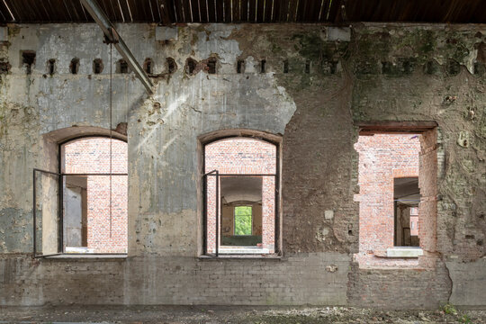 windows in abandoned place