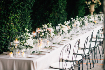 outdoor wedding table in italy