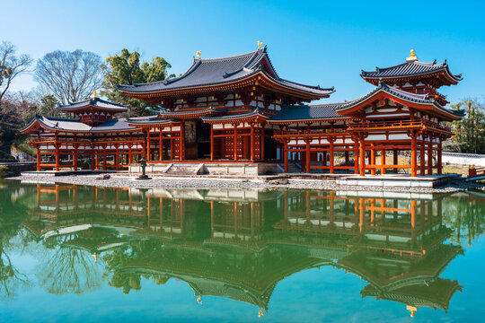 平等院 鳳凰堂 Images – Browse 254 Stock Photos, Vectors, and Video