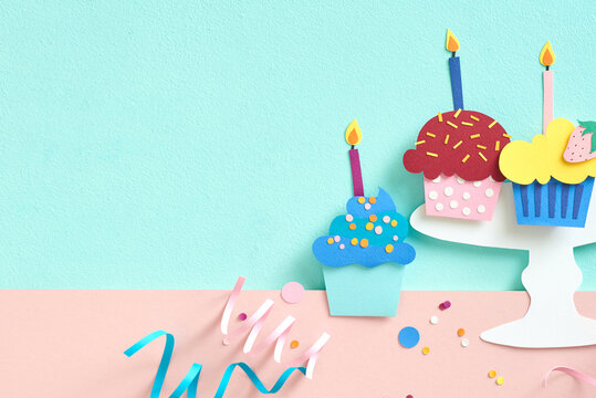 Happy birthday cupcakes paper craft.