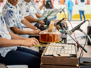 Street musicians play authentic Asian musical instruments