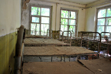 old abandoned building