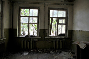 old abandoned building