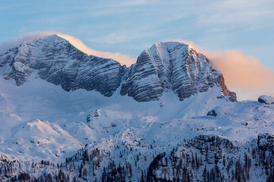 Altopiano del Montasio - Sunset and snow details.
Alone in the nature