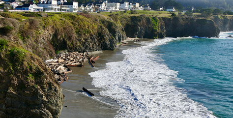 The rugged coastline below the Mendocino bluffs © Heidi Patricola