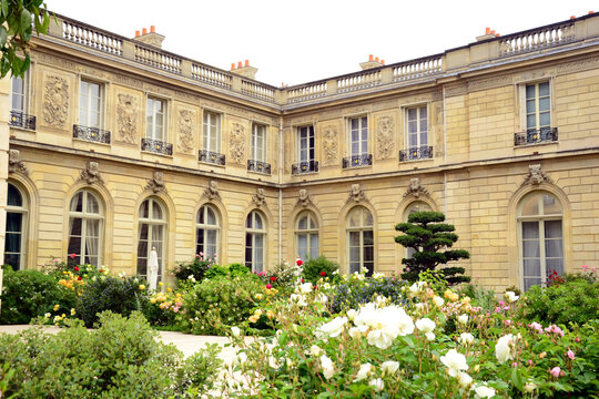 Paris, France - May 31th 2014 : View of the Élysée Palace, the official residence of the President of the French Republic, from the gardens. During a week-end, this place was open to the public. 