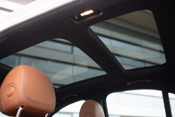 Panoramic glass sun roof in the car