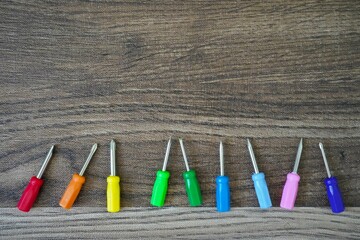 色んな種類の小さいscrewdriver/DIY