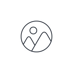 Obraz premium Round button pictures with a landscape. Photo file management. Vector linear icon isolated on white background.