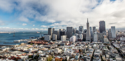 Looking at the amazing skyline of San Francisco from the Coit Tower area