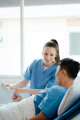 Obraz premium doctor nurse checking patient blood pressure.