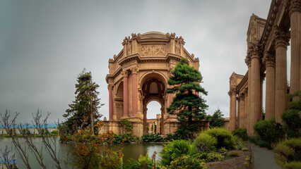 Fototapeta premium San Francisco Palace of Fine Arts in 360 view