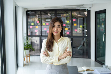 Business online marketing, meet online customer, small businesses