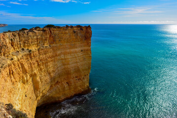 Die Felsalgarve bei Estombar (Algarve, Portugal)