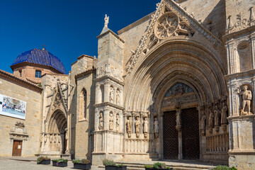 Fototapeta na wymiar The Basilica Santa Maria La Major in Morella