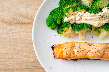 grilled salmon fillet steak with broccoli