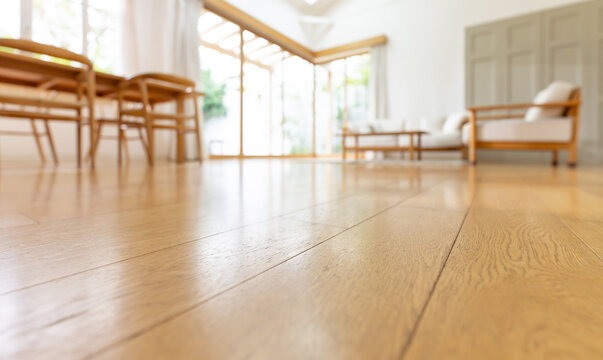 フローリング・リビング