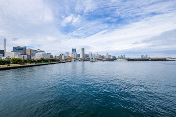 Naklejka premium 神奈川県横浜市山下公園に停泊している氷川丸からの景色