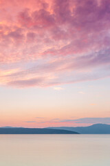Fototapeta na wymiar Beautiful sunset over the sea