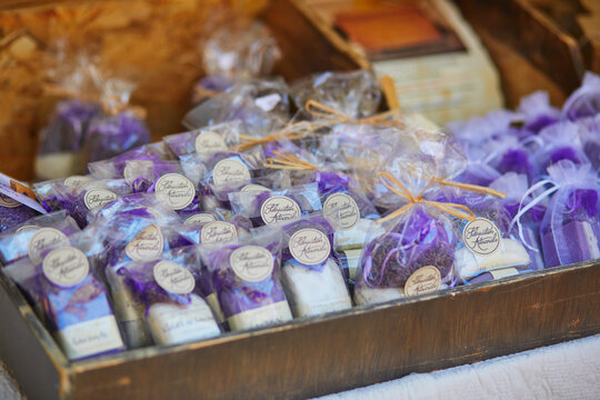 Fototapeta Lavender sachet bags on street market in Cucuron, Provence, France