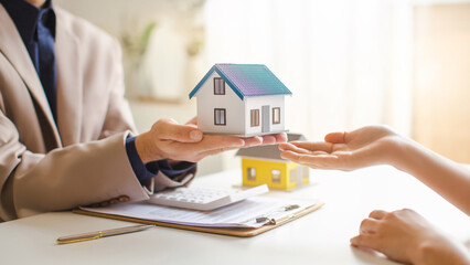 Real estate services for buying home holds house model and calculating table payment to customer.