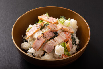 ほうれん草とベーコンのポテトサラダ