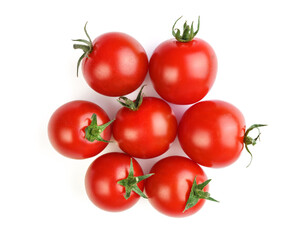 Pomidory koktajlowe na białym tle