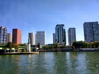 city ​​on the Seine
