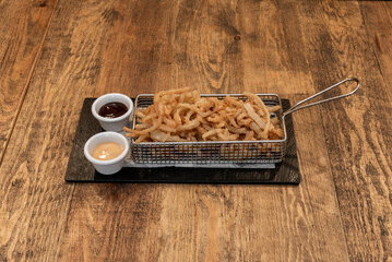 Onion rings are a type of fast food generally found in the United States, Canada, and elsewhere