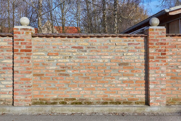 Rustic well preserved brick wall