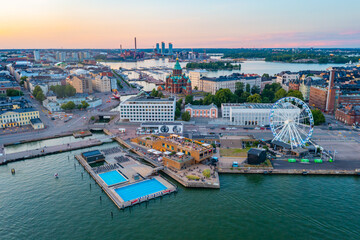Sunset aerial view of Kruununhaka district of Helsinki, Finland. - obrazy, fototapety, plakaty