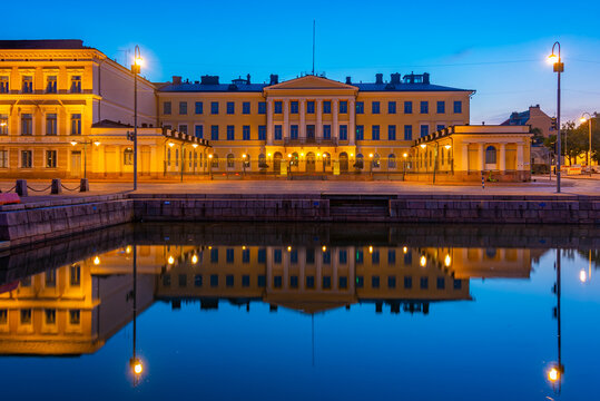 Sunrise view of the presidential palace in Helsinki, Finland