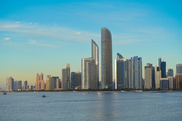 Fototapeta na wymiar the city of Abu Dhabi. Abu Dhabi beach at sunset. urban landscape.