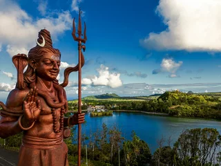 Printed kitchen splashbacks Historic monument Shiv statue over the Grand Bassin lake in Mauritius.
