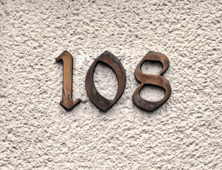 Hausnummer 108