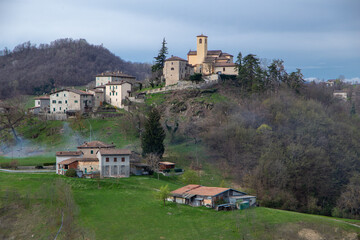 Sasso di San Andrea rock spur in the Rocca Malatina park
