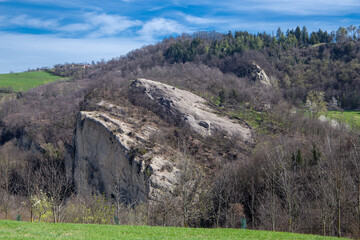 Sasso di San Andrea rock spur in the Rocca Malatina park