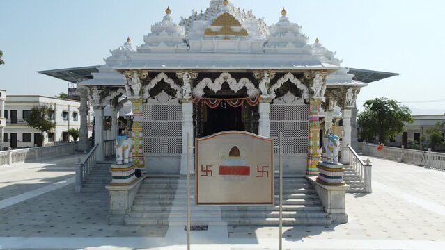Unhel, Rajasthan, India 12th March 2023: 4k Drone shots of Shri Nageshwar Parshwanath Tirth or Shri Jain Shwetamber Nageshwar Parshwanath Tirth Pedhi is a Jain Temple. Standing Jain Murti or Idol.