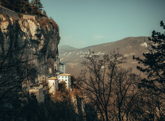 Fototapeta na wymiar monastery in cliff