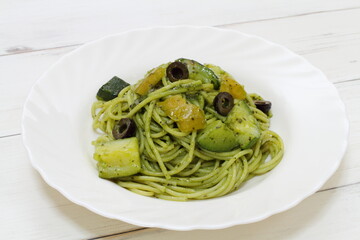 バジルソースパスタ